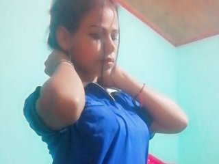 Erotični video klepet strellita_caliente