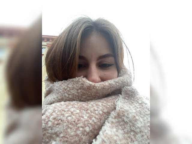 Oddajajo posnetke zaslona Lisalll