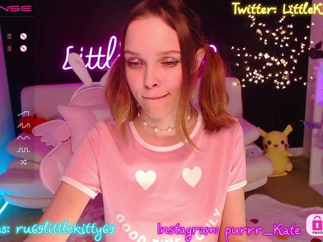Oddajajo posnetke zaslona LittleKitty69