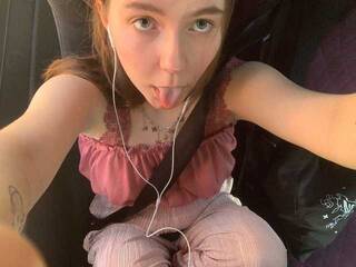 Erotični video klepet LittleLisse