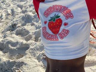 Erotični video klepet LittleMisscharming