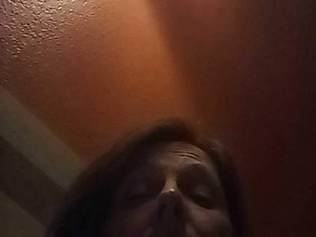 Oddajajo posnetke zaslona Littleshorty