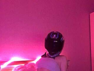 Erotični video klepet LiyaHell