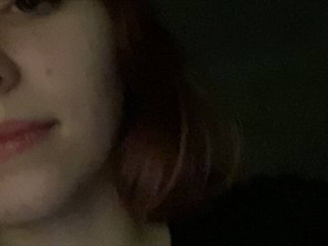 Oddajajo posnetke zaslona Lizzy-why