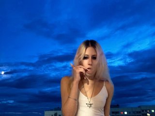 Erotični video klepet LolaLevvis