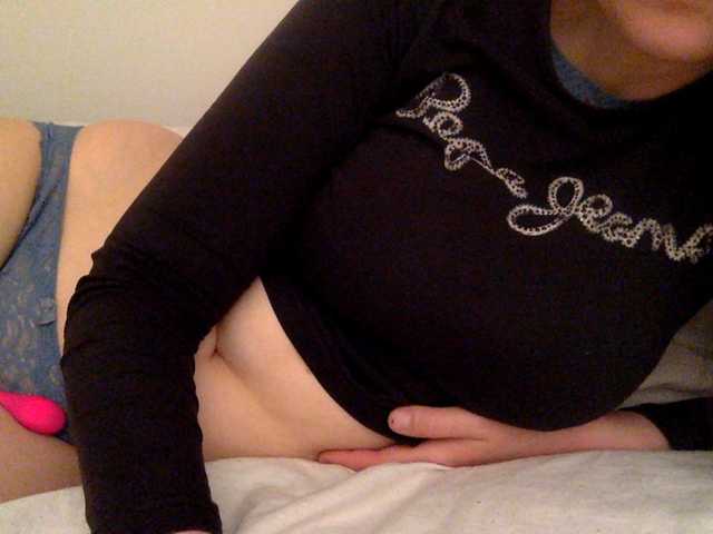 Oddajajo posnetke zaslona SweetLoLi