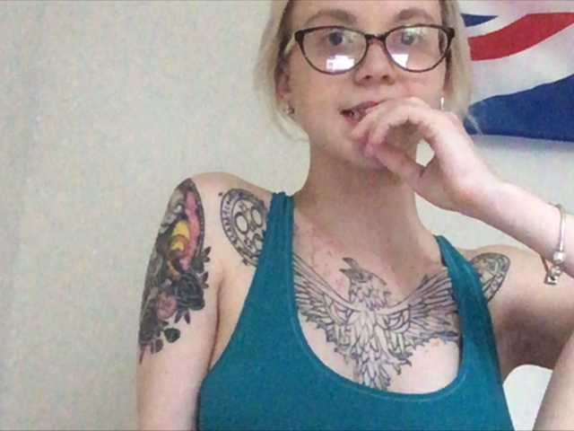 Oddajajo posnetke zaslona LolyYogSotho9