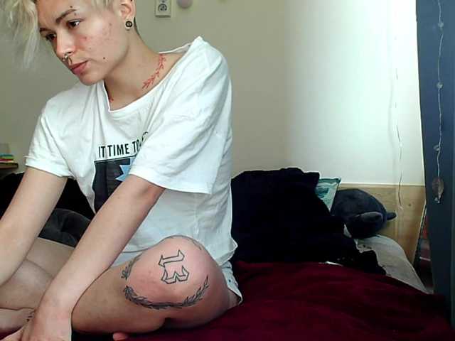 Oddajajo posnetke zaslona LorXiRed