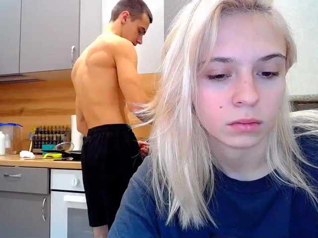 Oddajajo posnetke zaslona LoveCouplea