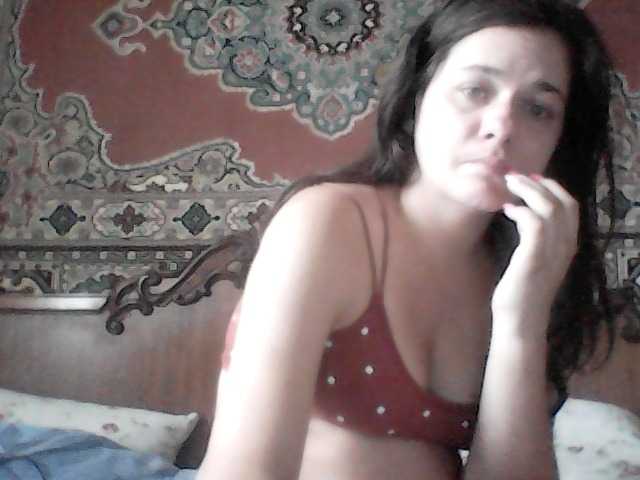 Oddajajo posnetke zaslona LucyAnDay