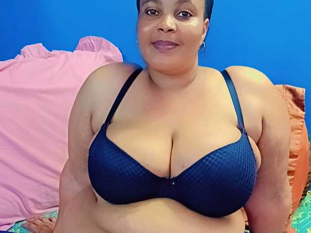 Fotografija profila Lucyivory