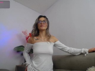 Erotični video klepet lucyPrncess
