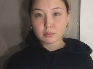 Erotični video klepet LuenMeisi