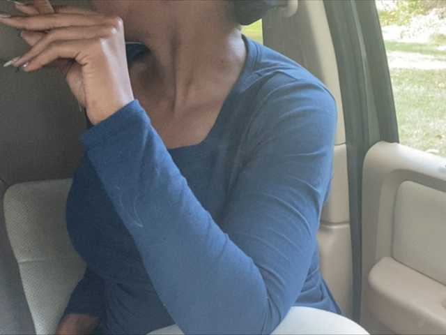 Oddajajo posnetke zaslona Luicy