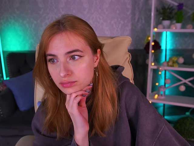 Oddajajo posnetke zaslona LunaaDreamss