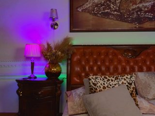 Erotični video klepet LunaRishi