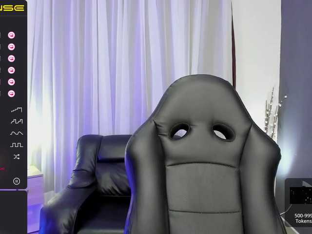 Oddajajo posnetke zaslona lupy-girl