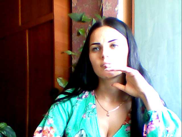 Oddajajo posnetke zaslona LusiaSweet