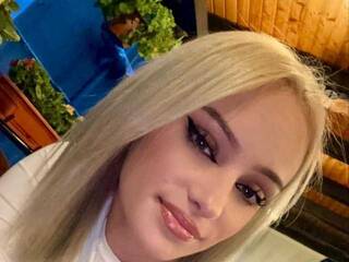 Erotični video klepet LustyRose