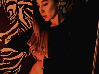 Erotični video klepet LuxxurydiamonD