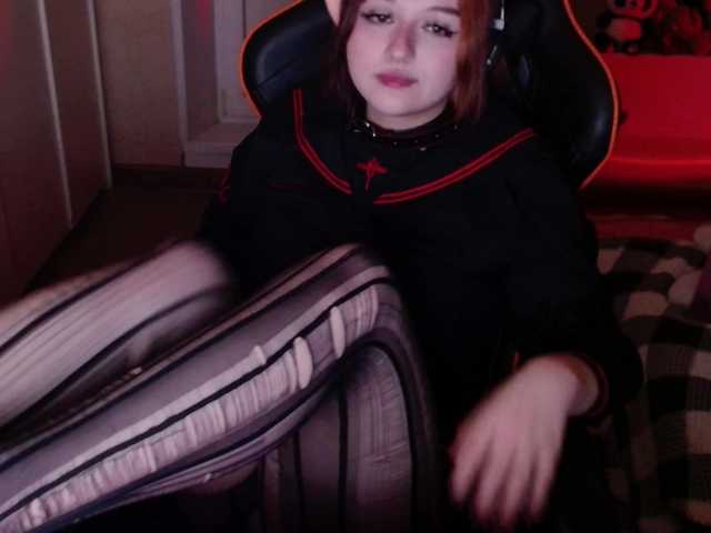 Oddajajo posnetke zaslona LylyBearrr