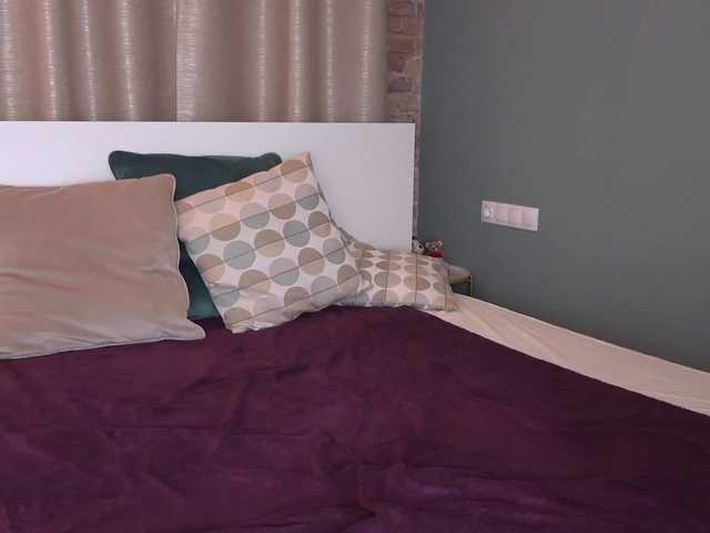 Oddajajo posnetke zaslona LynaFoxy