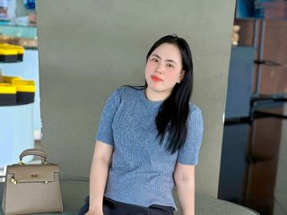 Erotični video klepet Lyysuu