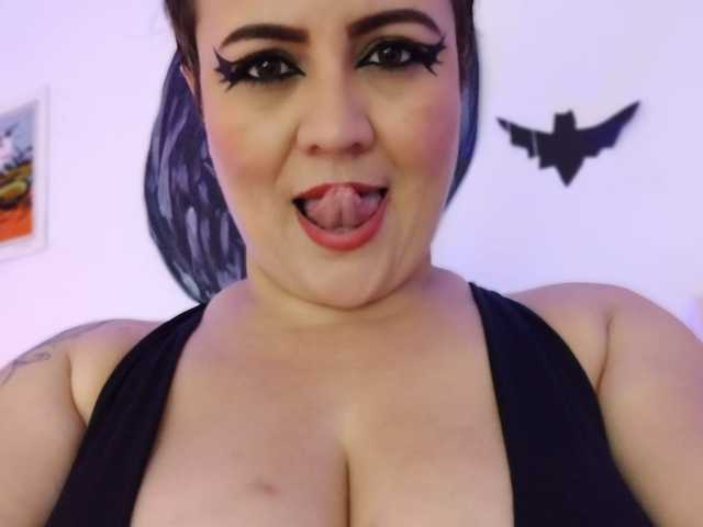 Profilna fotografija madame-boobs