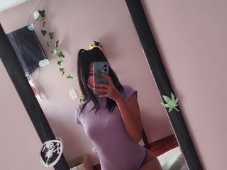 Erotični video klepet MissDamn