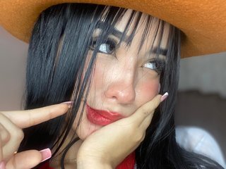 Erotični video klepet MaeMiller