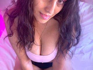 Erotični video klepet MaeMoore