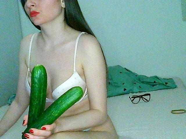 Fotografije MagalitaAx go pvt ! i not like free chat!!! all for u in show!! cucumbers will play too