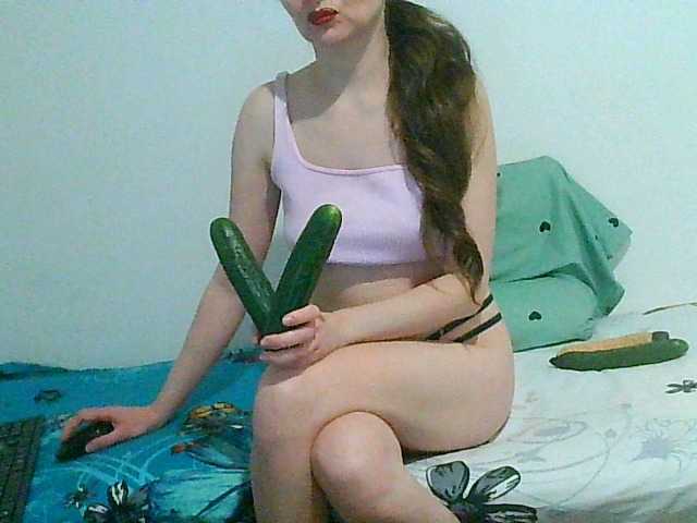 Fotografije MagalitaAx go pvt ! i not like free chat!!! all for u in show!! cucumbers will play too