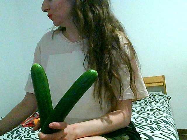 Fotografije MagalitaAx go pvt ! i not like free chat!!! all for u in show!! cucumbers will play too
