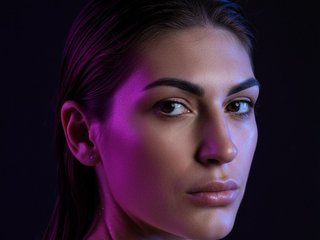 Erotični video klepet MaggieTurner