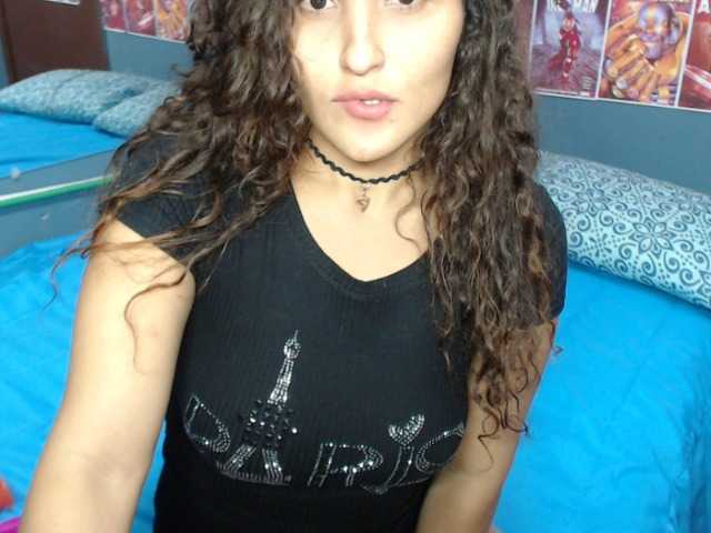 Oddajajo posnetke zaslona MaiaHott