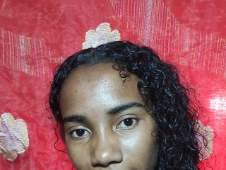 Erotični video klepet Mairenah