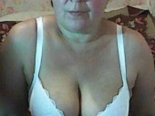 Erotični video klepet maiykiss