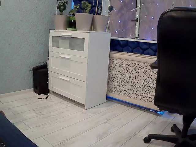 Oddajajo posnetke zaslona Maline-1