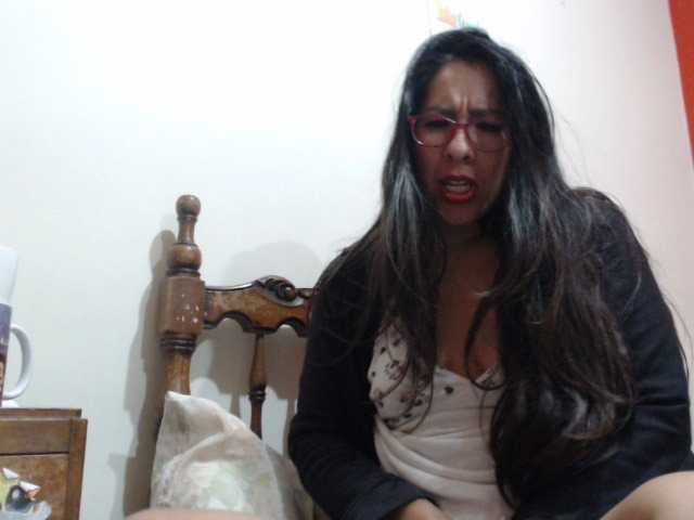 Fotografije Malishka19 Welcome, come on guys I'm horny, I want to wet my pussy with your tips!