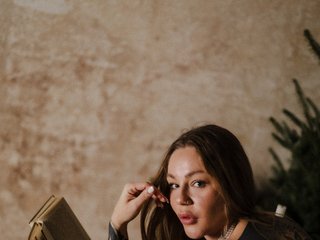 Erotični video klepet MiraLuna