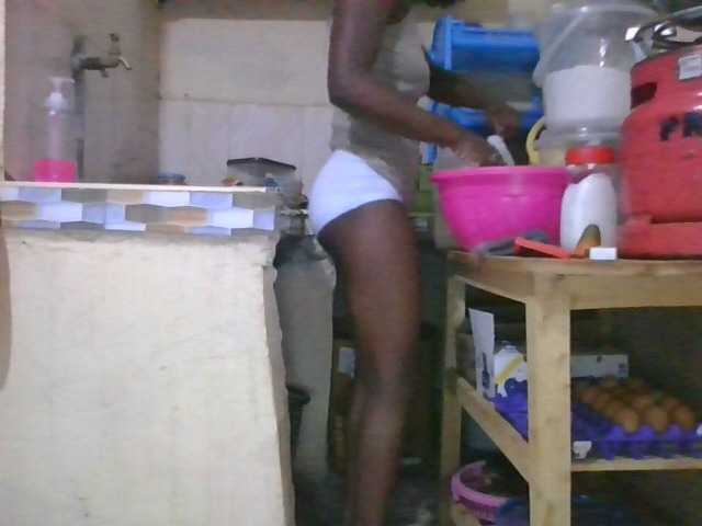 Oddajajo posnetke zaslona Mammysexy