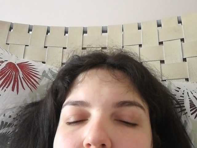 Oddajajo posnetke zaslona Mandarina69