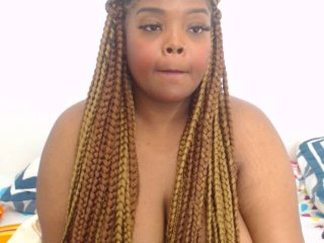 Oddajajo posnetke zaslona MandyJensen