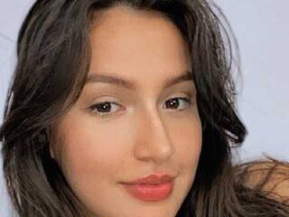 Erotični video klepet Marce-Queen