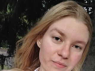 Erotični video klepet MargueritaMusto