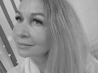 Erotični video klepet MARIA777A