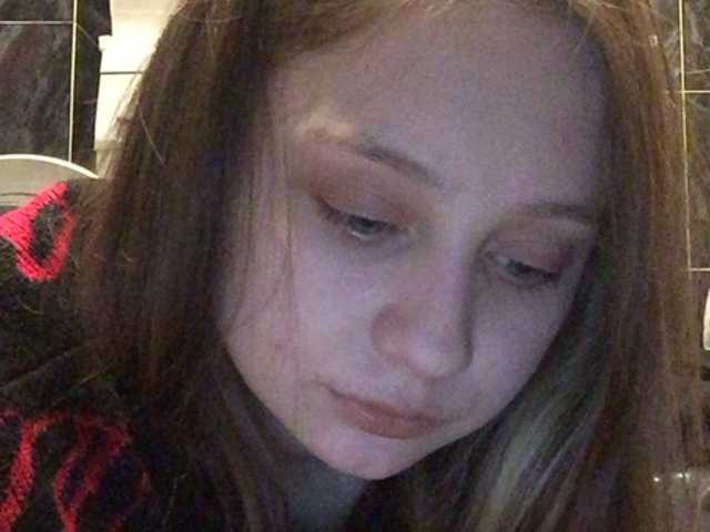 Oddajajo posnetke zaslona Mariahiness18