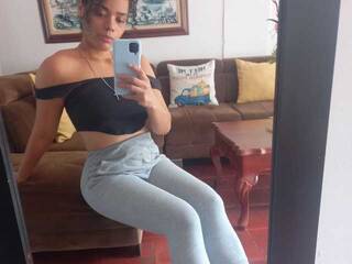 Erotični video klepet mariana-portada