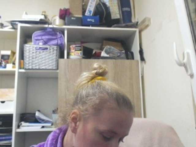 Oddajajo posnetke zaslona lorenarubia